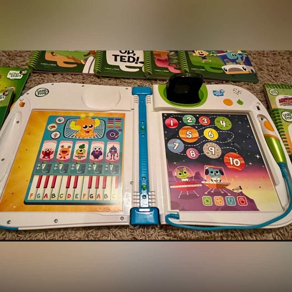 Leap frog leap start 3D with 10 books!!